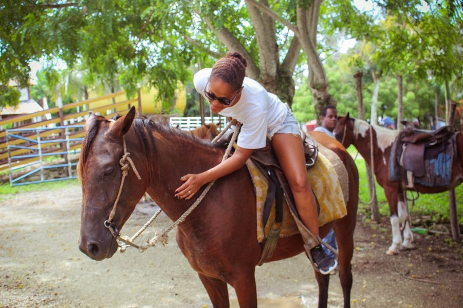 🌴Private Horseback Riding🐎